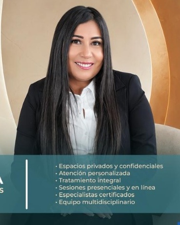Dra. Adriana Flores Martínez